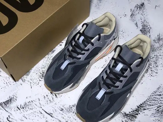 Adidas Yeezy FV9922 Boost 700 v2 'Magnet' 0624